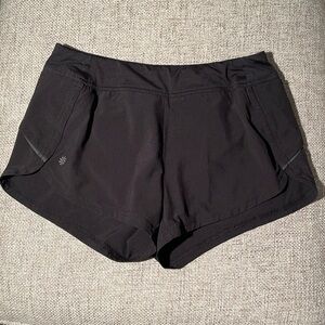 ATHLETA GIRL RUN THE WORLD 3" SHORT
